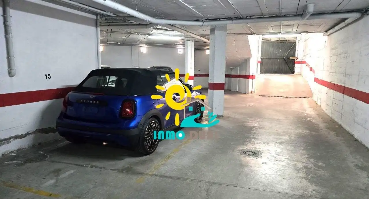 Aparcament de Apartament de lloguer en Badajoz amb Aire condicionat, Calefacció i Moblat