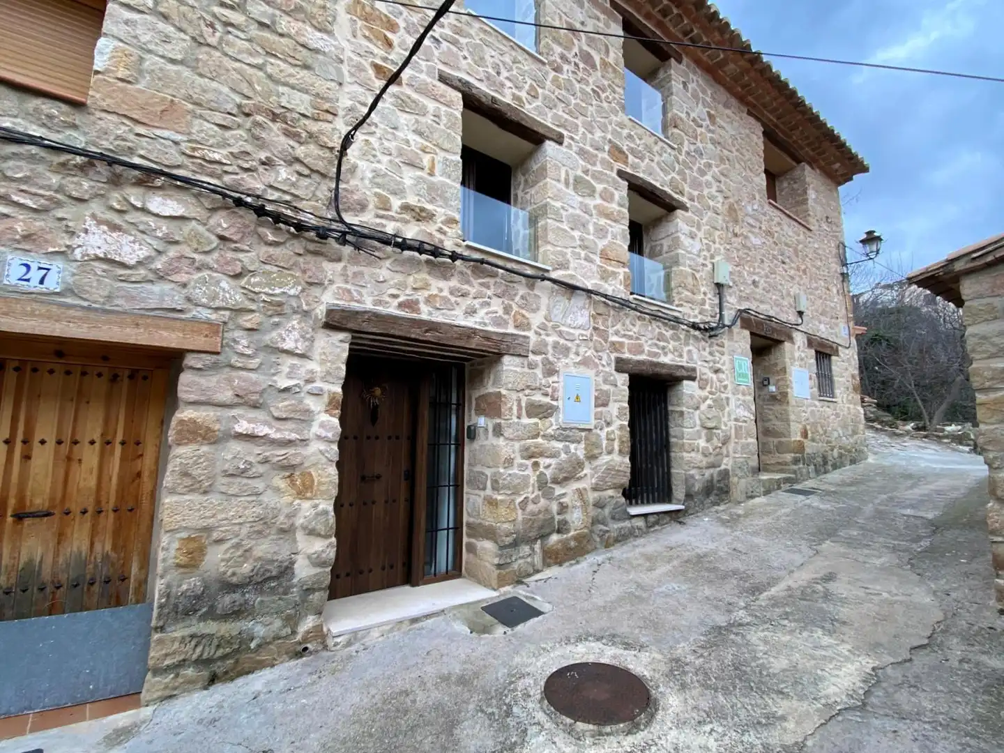 Vista exterior de Finca rústica en venda en Olba amb Calefacció i Moblat
