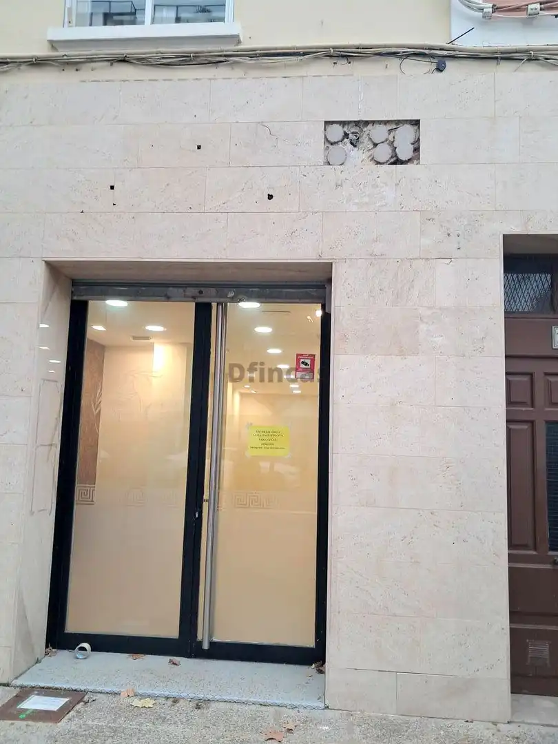 Local comercial de lloguer a De Sagunto, imagen 2