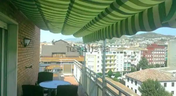 Terrassa de Àtic de lloguer en Granada amb Aire condicionat, Calefacció i Terrassa