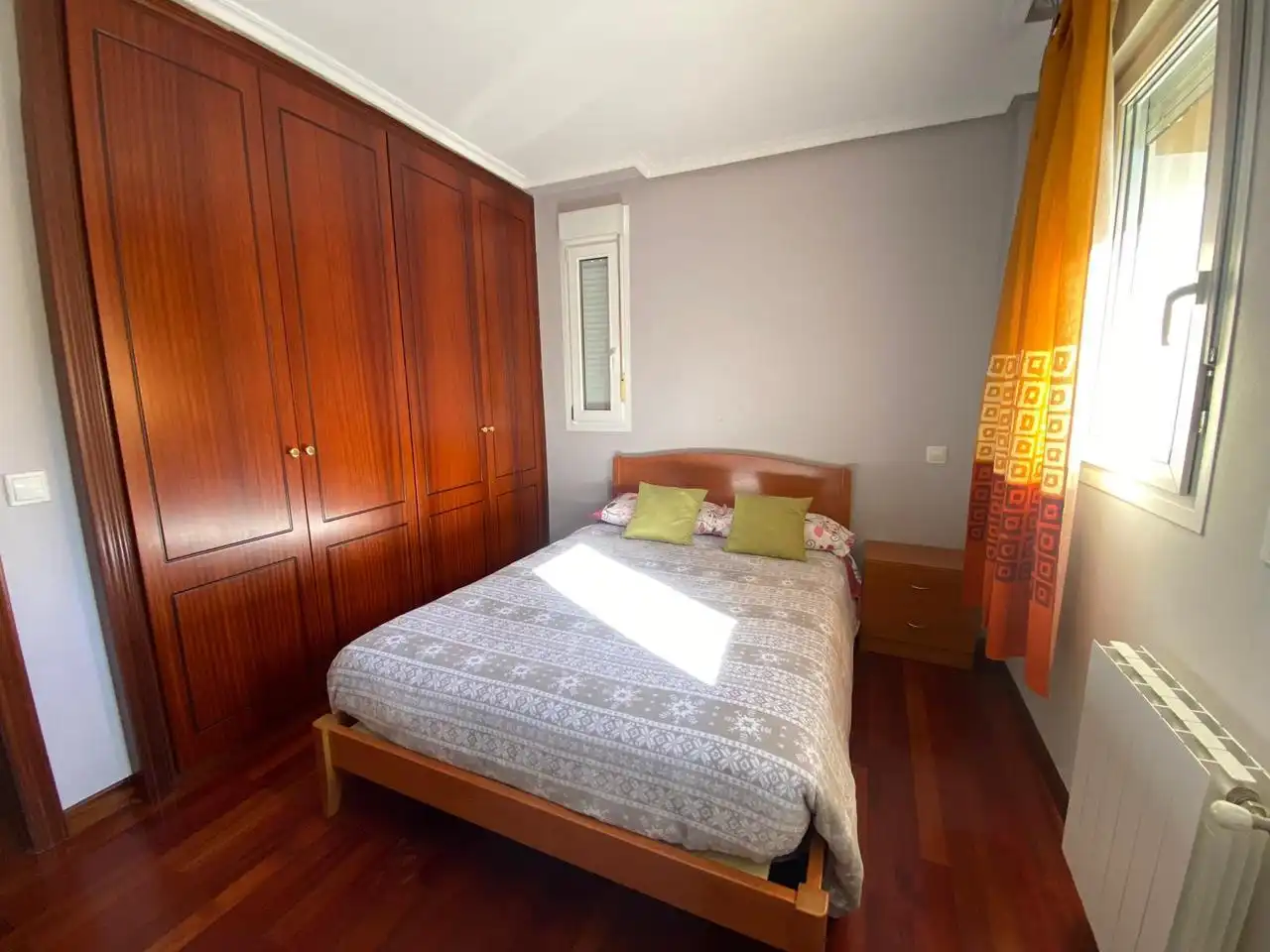 Habitación de Casa o chalet de alquiler en Castro-Urdiales con Calefacción y Jardín privado