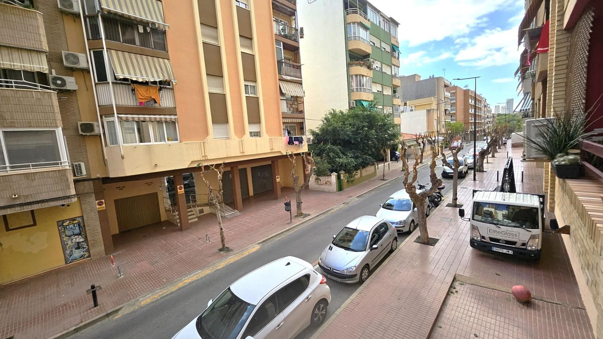 Vista exterior de Apartament en venda en Benidorm amb Balcó