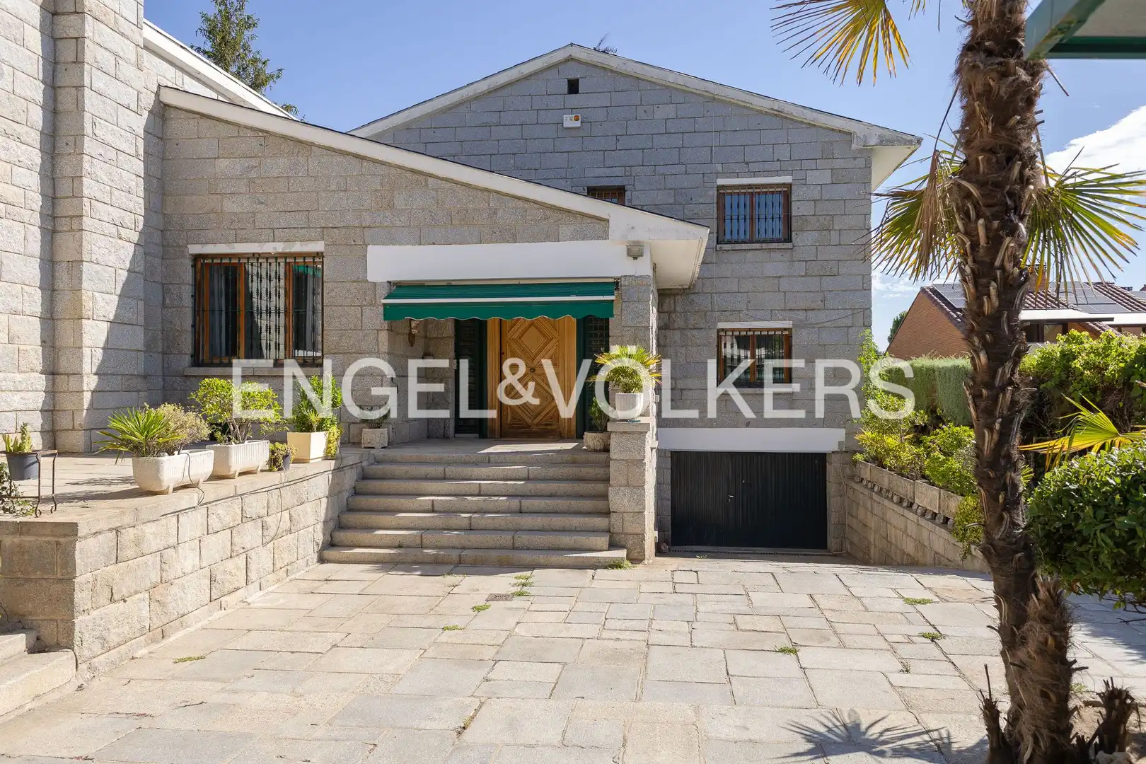 Casa amb piscina en venda a Pueblo