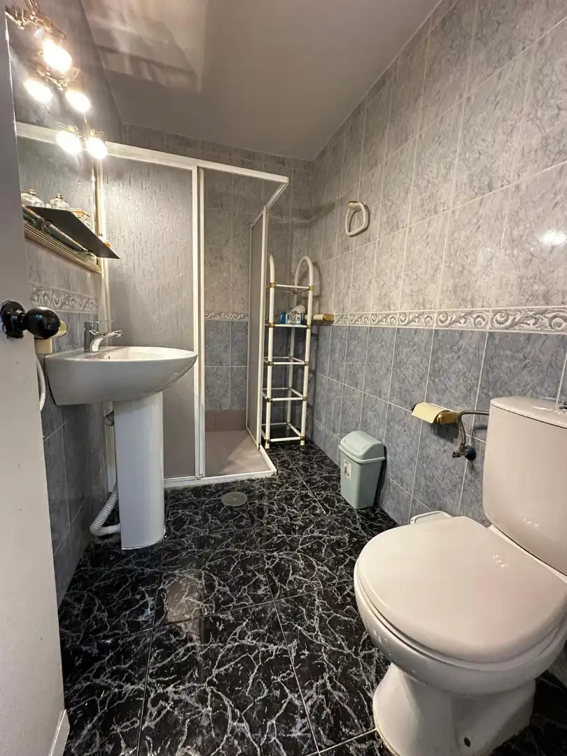 Baño de Piso en venta en Jaén con Aire acondicionado y Amueblado