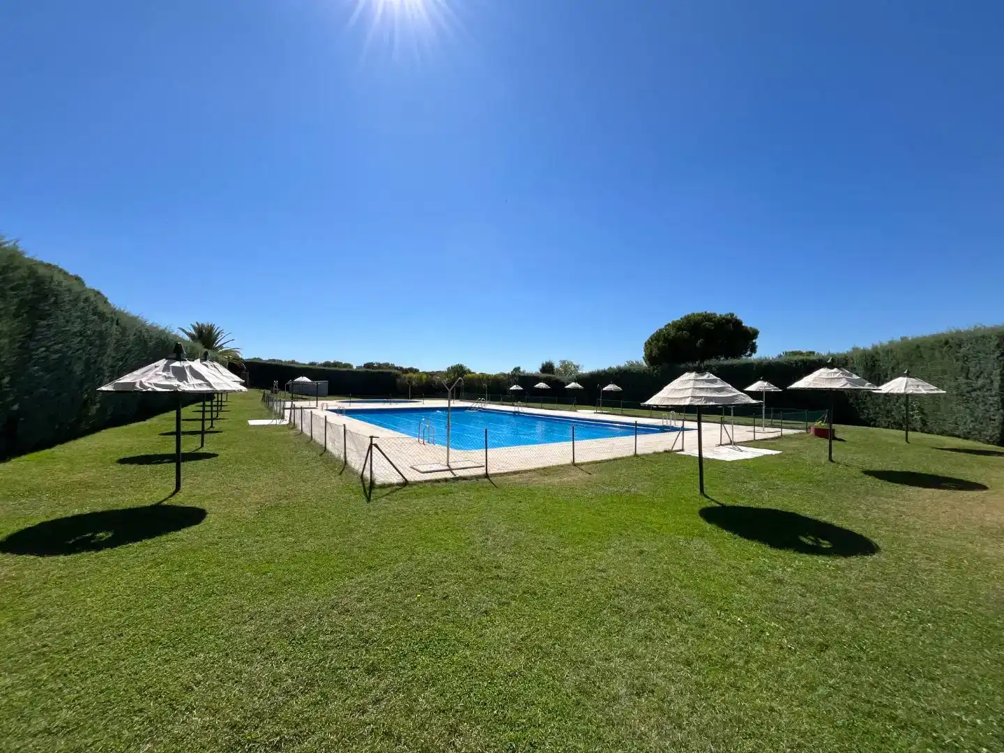 Piscina de Casa o xalet en venda en Galapagar amb Aire condicionat, Jardí privat i Traster