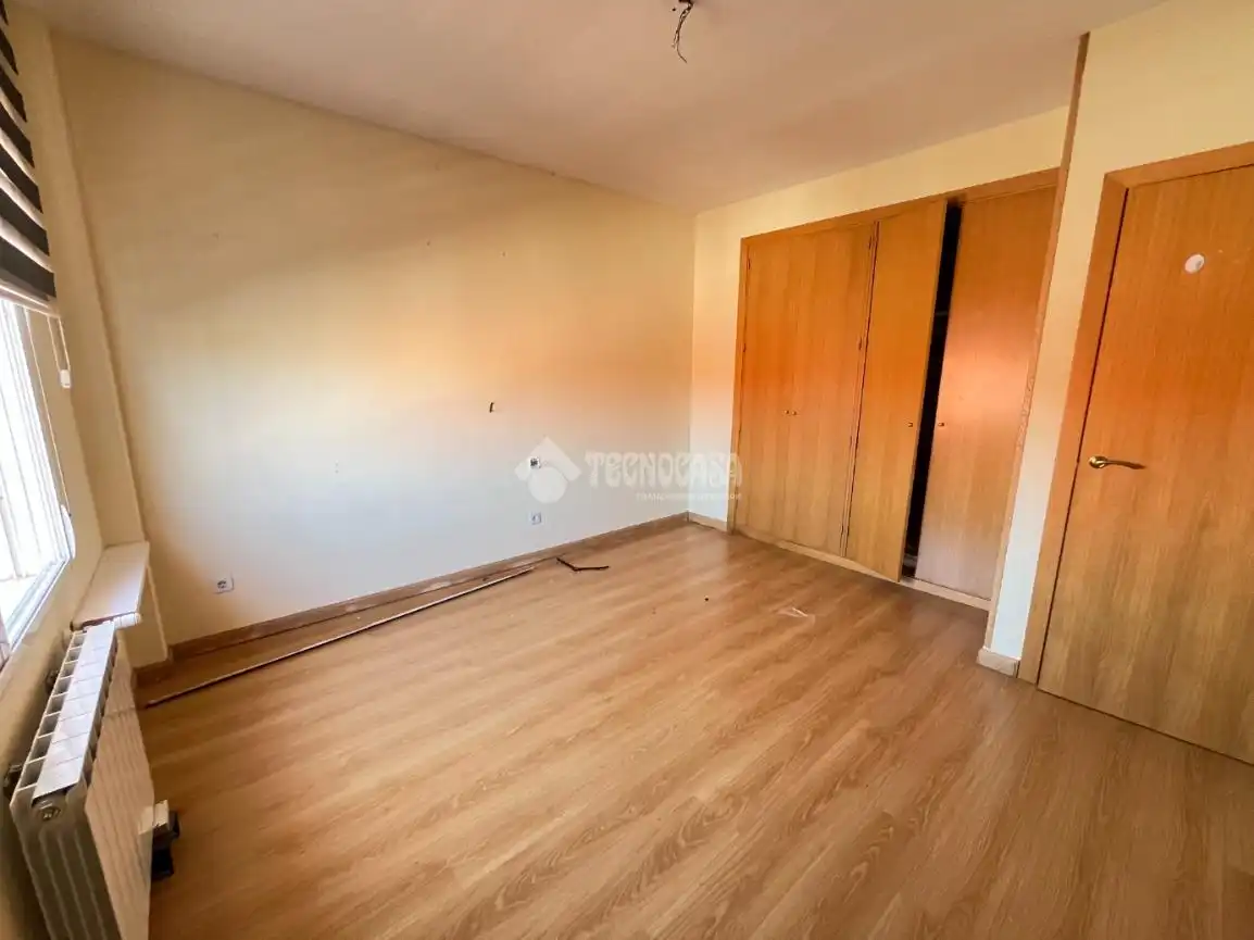Casa aparellada en venda a Loeches, imagen 20
