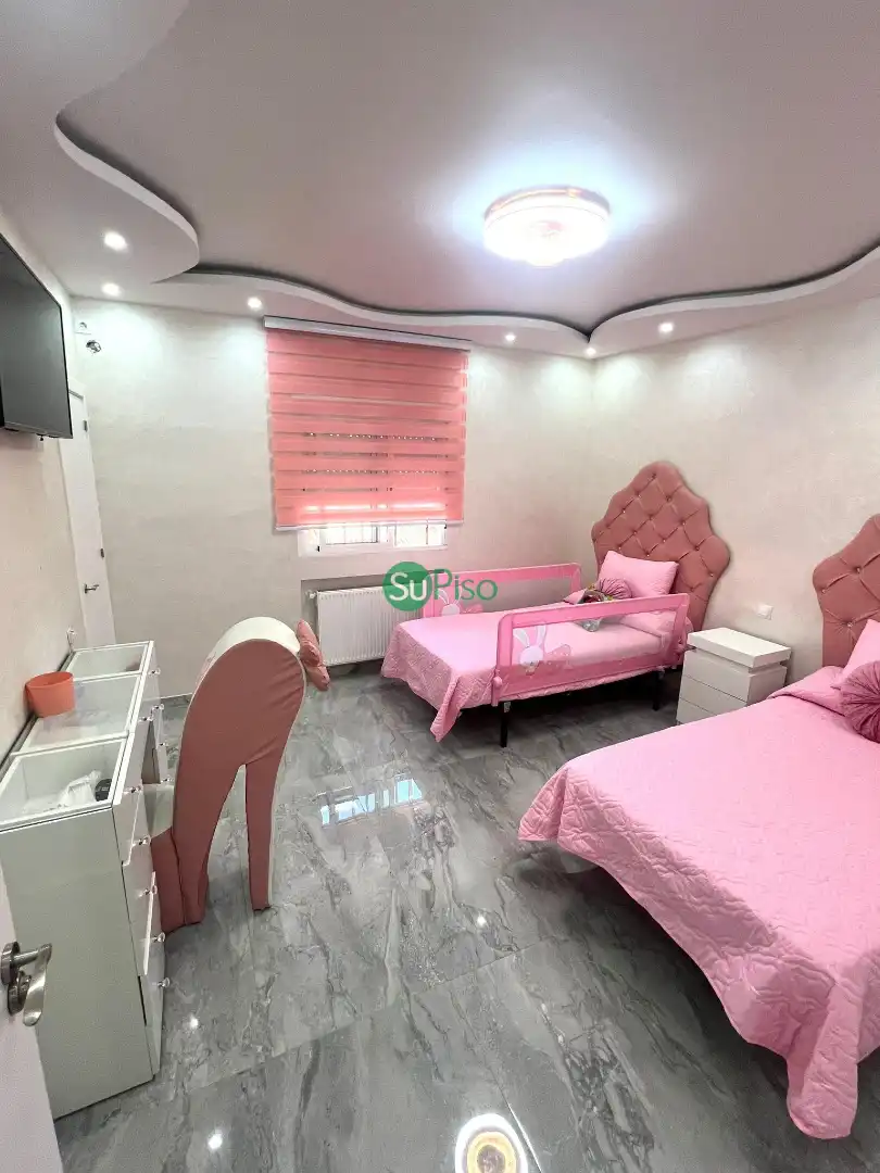 Habitación de Casa o chalet en venta en Yeles con Aire acondicionado, Calefacción y Piscina