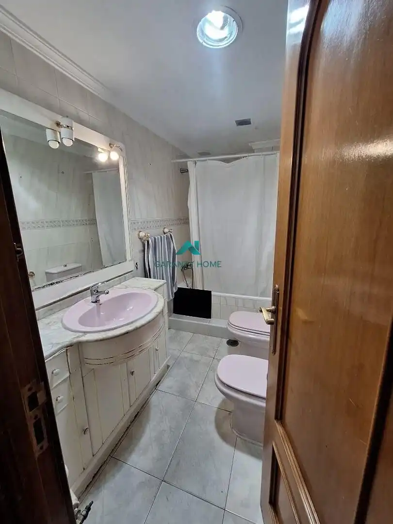 Badezimmer von Wohnung zur Miete in Alcorcón