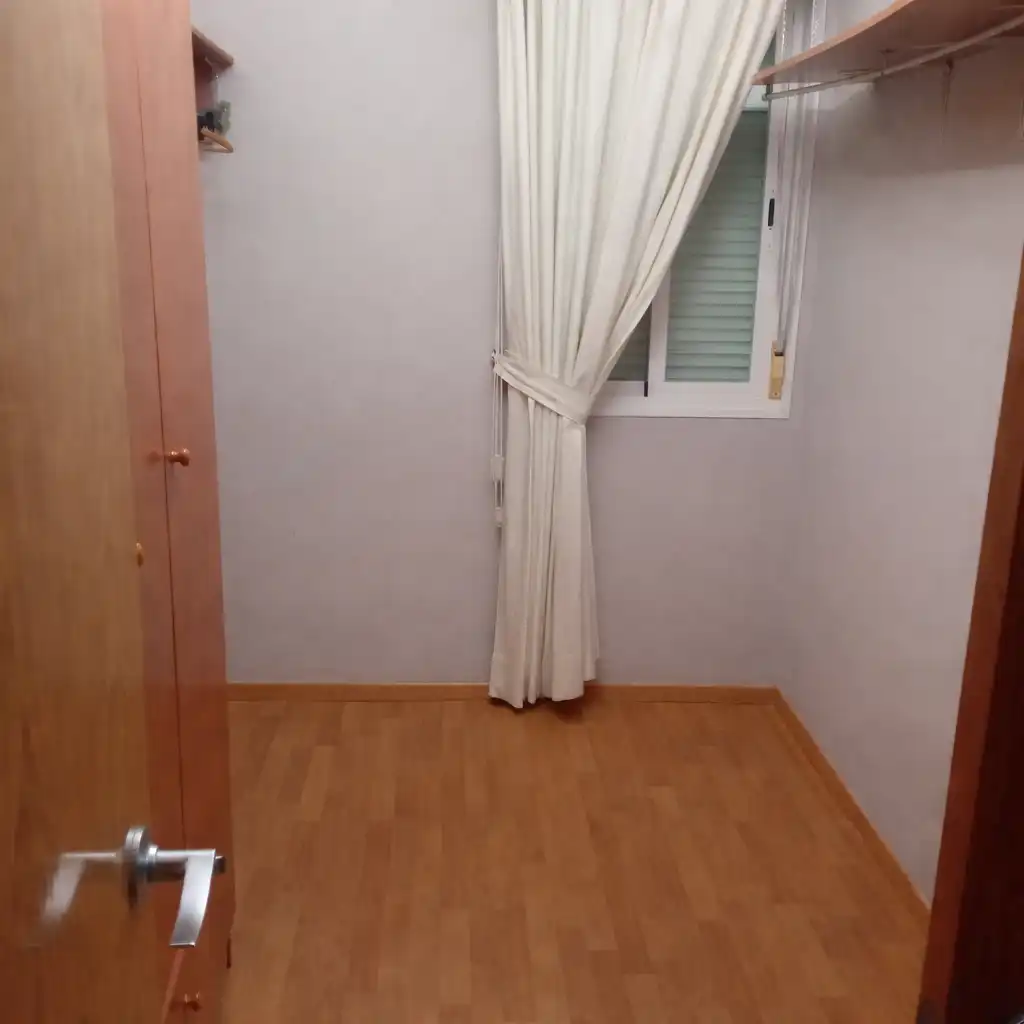 Bedroom of Flat for sale in Córdoba  with Air Conditioner, Terrace and Storage room