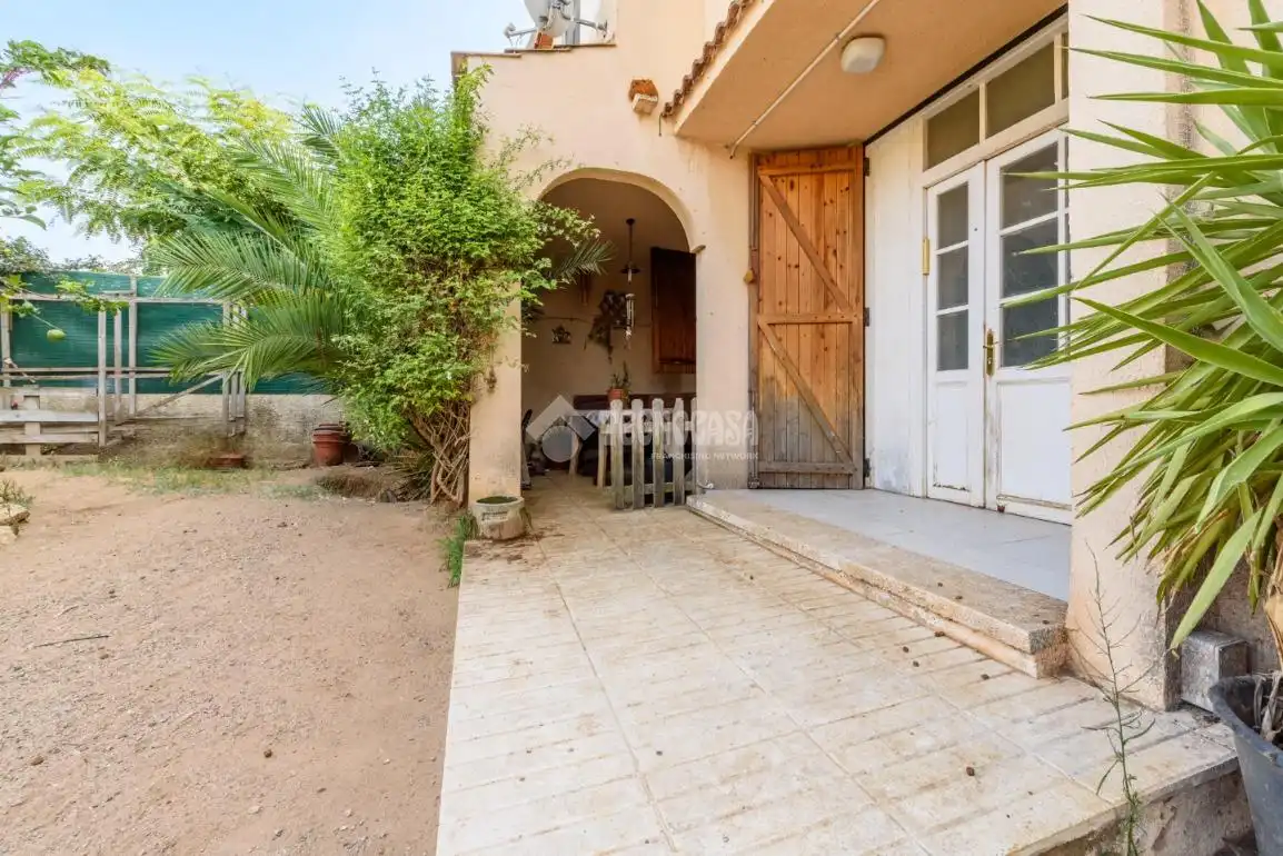 Semi-detached house with terrace for sale in Av. Corts Catalanes, imagen 20