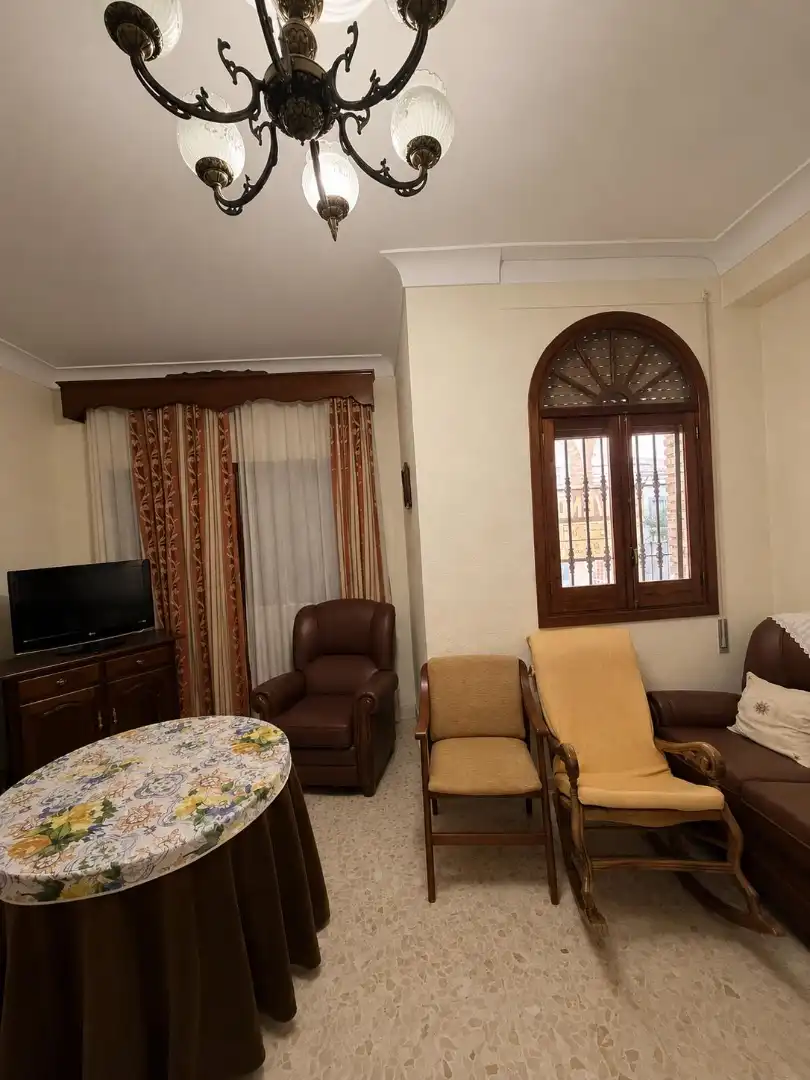 Sala de estar de Casa adosada en venta en San Sebastián de los Ballesteros con Terraza y Amueblado