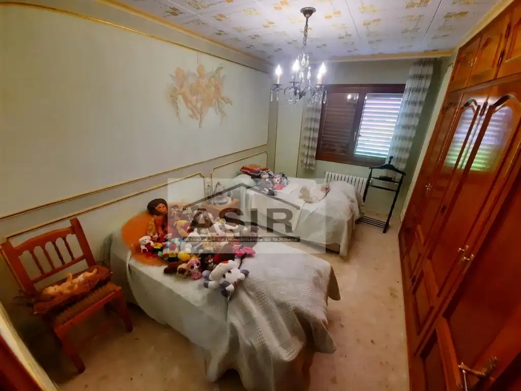 Dormitori de Casa o xalet en venda en Albalat de la Ribera amb Aire condicionat, Calefacció i Jardí privat