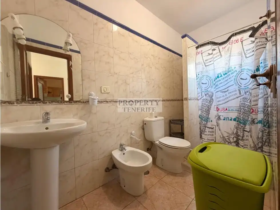 Bathroom of Apartments for rent in Arona  with Furnished