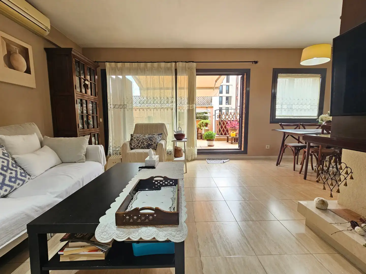 Sala de estar de Ático en venta en Sabadell con Aire acondicionado, Calefacción y Parquet
