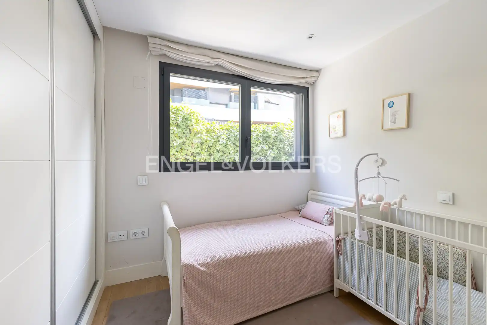 Bedroom of Apartments for sale in Alcobendas  with Air Conditioner, Heating and Private garden