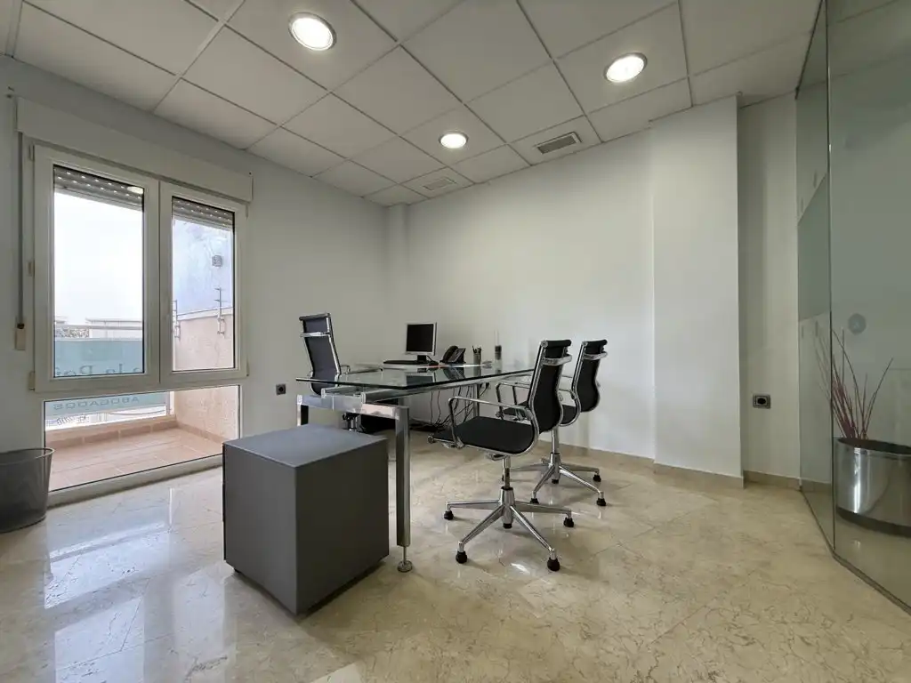 Local en venta en Orihuela con Aire acondicionado, Calefacción y Terraza