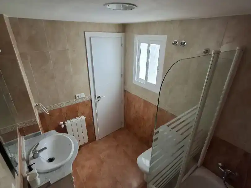 Badezimmer von Wohnung zur Miete in  Córdoba Capital mit Klimaanlage und Balkon