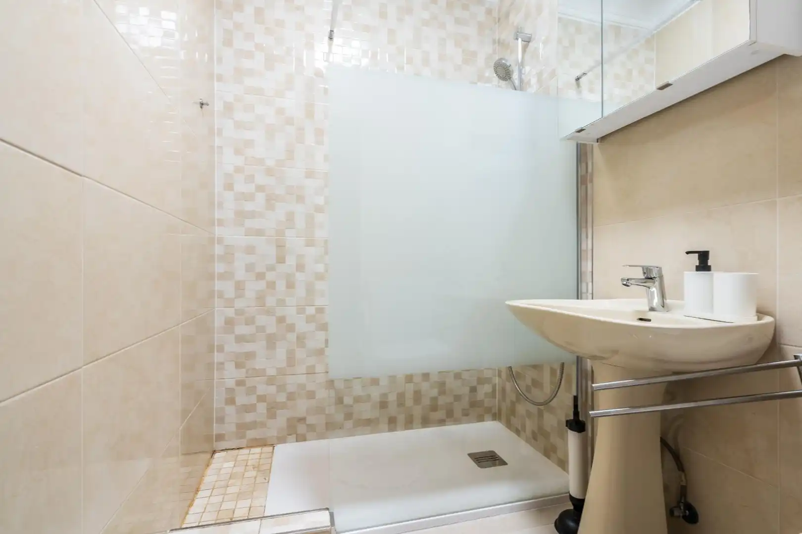 Badezimmer von Wohnung zum Verkauf in Adeje mit Terrasse, Balkon und Gemeinschaftspool