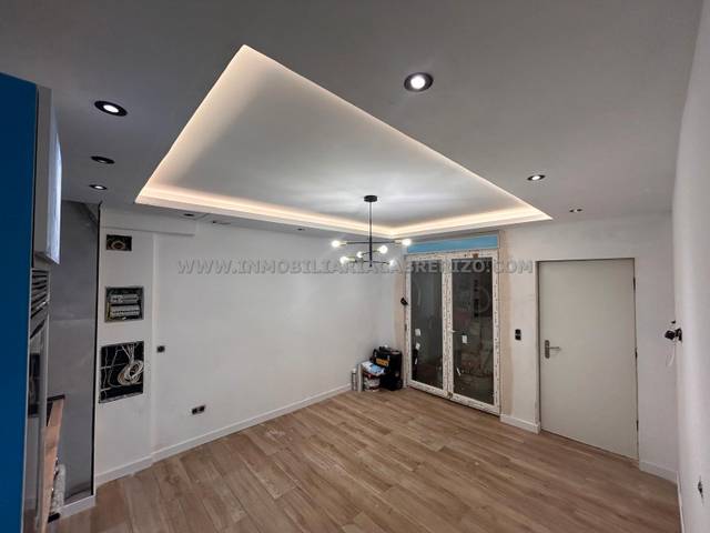 Planta baja en Venta en Calle Ferrocarril en Buztintxuri