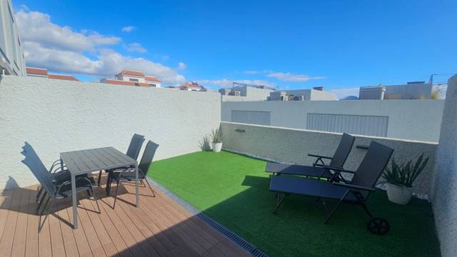 Casa-chalet en Venta en Centro