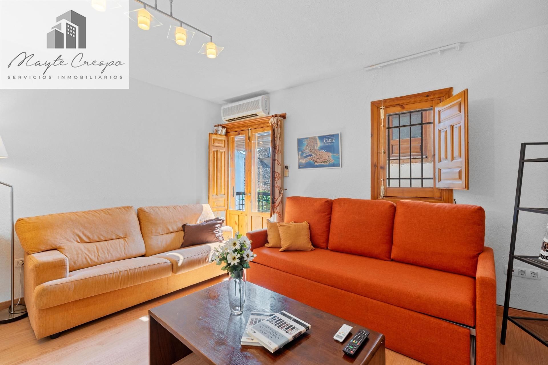 Living room of Flat for sale in  Granada Capital  with Air Conditioner