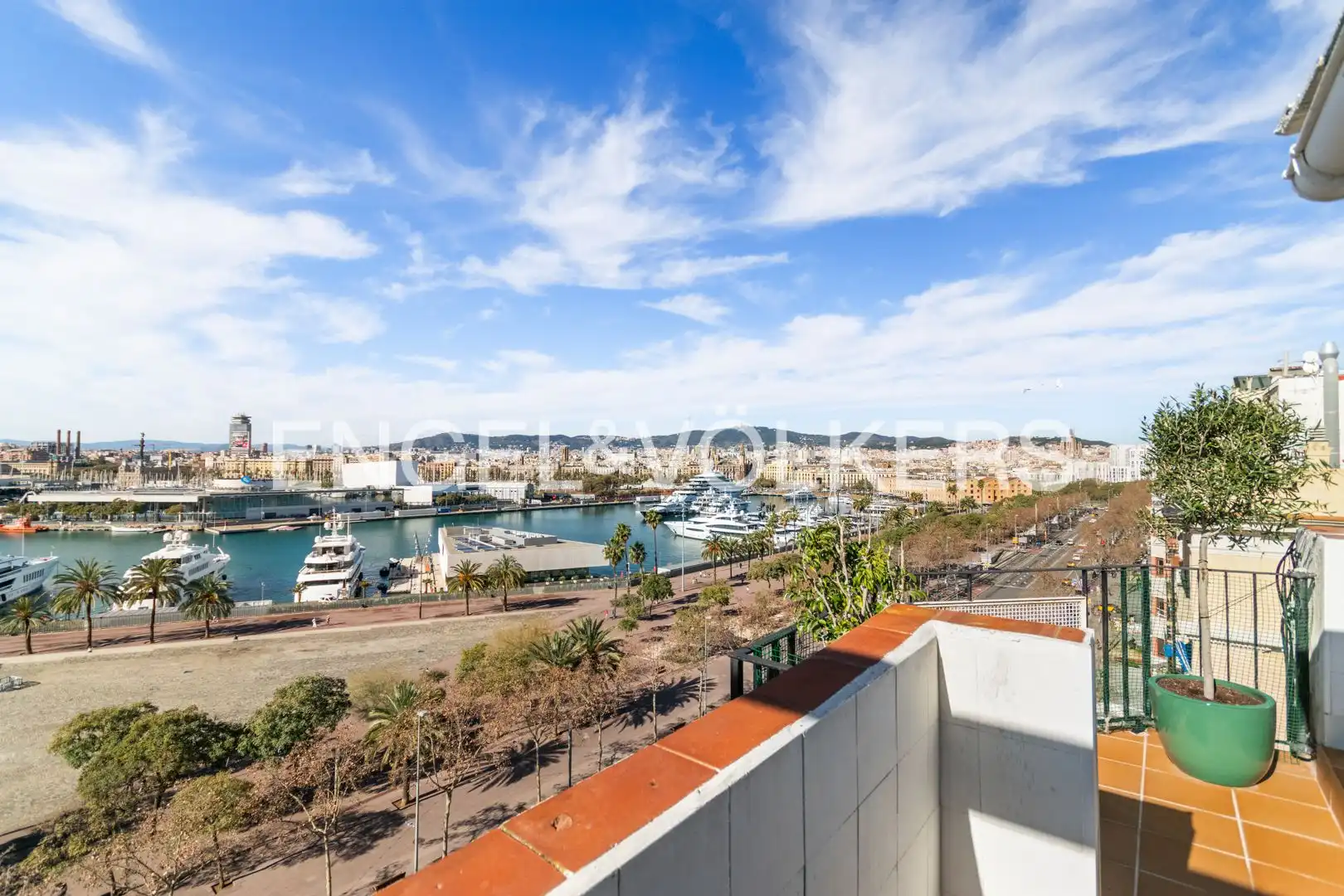 Penthouse with terrace to rent in Ciutat Vella, imagen 24