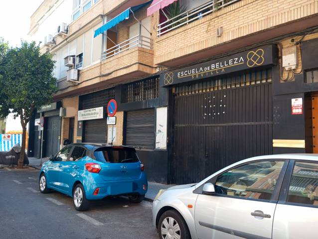 Local comercial en Alquiler en Calle Hernán Ruiz en El Cerro
