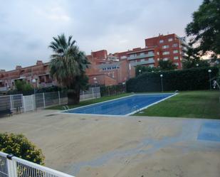 Piscina de Dúplex de lloguer en Reus amb Aire condicionat, Calefacció i Terrassa