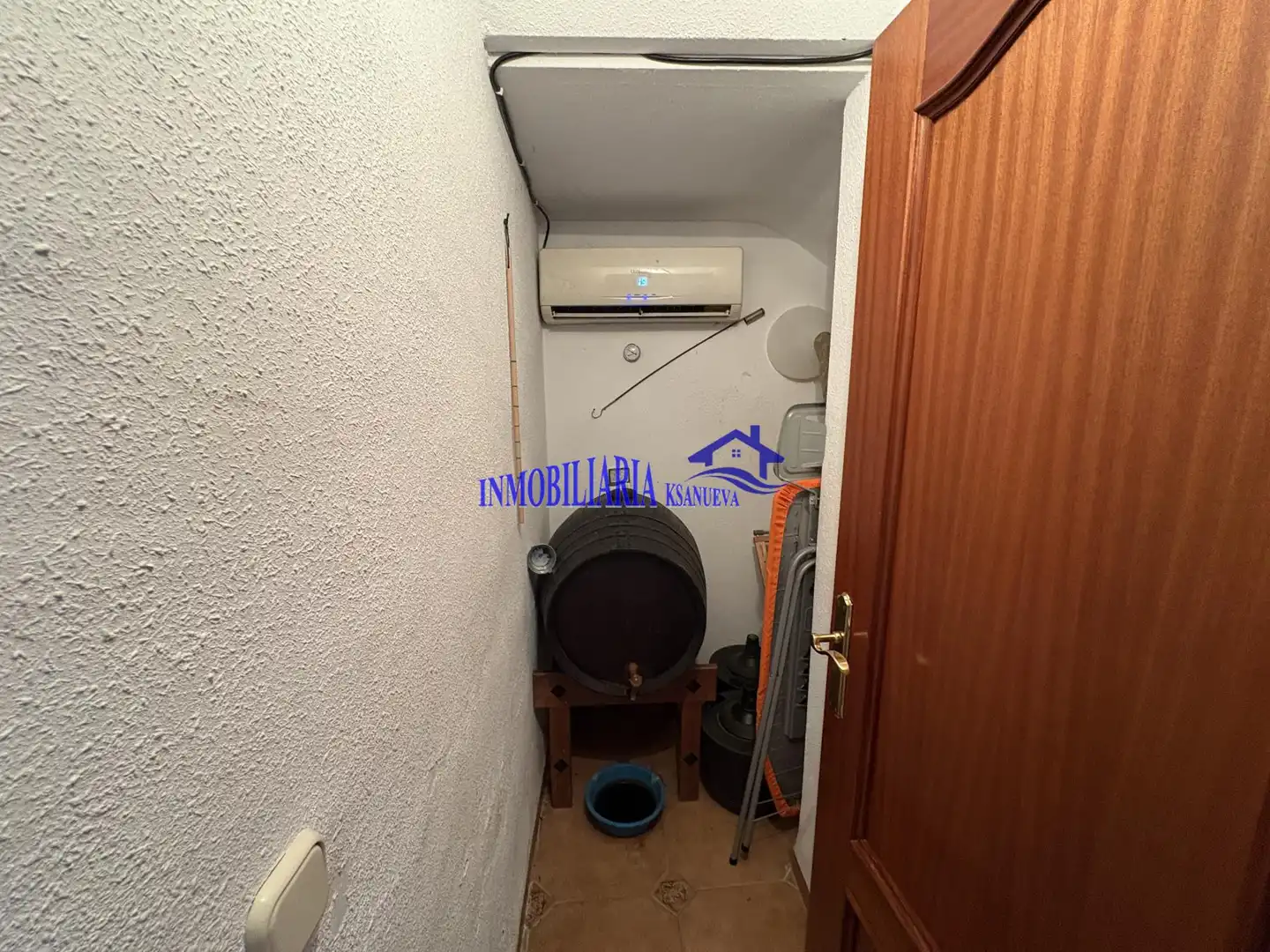 Houses for sale in Córdoba  with Air Conditioner, Heating and Storage room