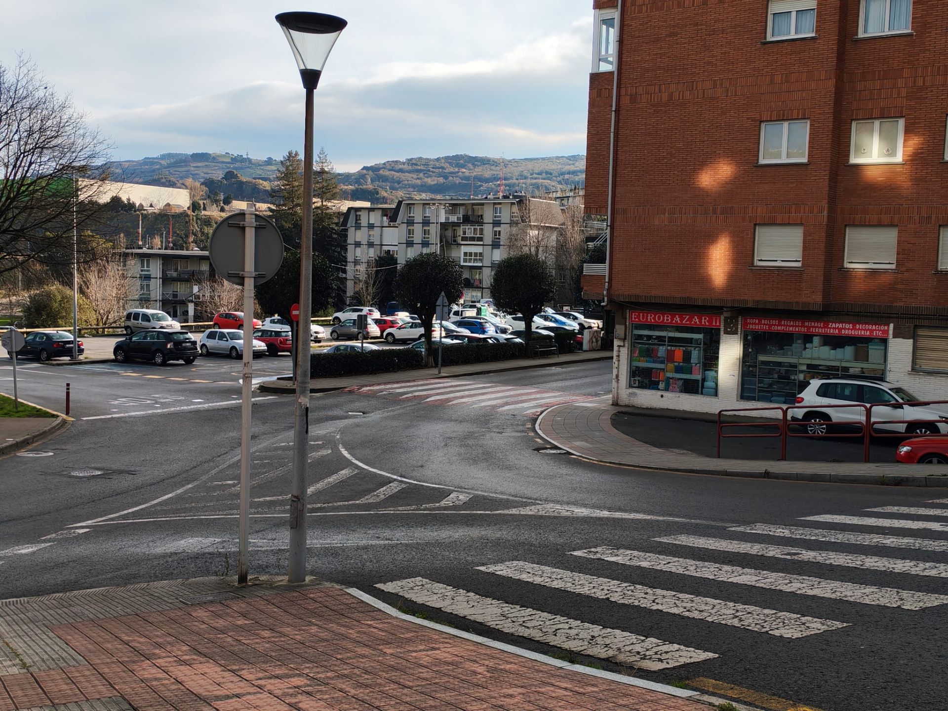 Vista exterior de Garatge en venda en Abanto y Ciérvana-Abanto Zierbena