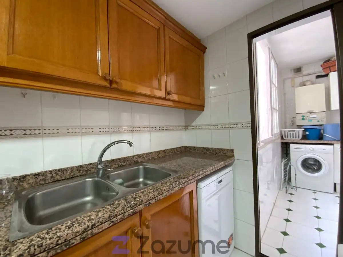 Küche von Wohnung zur Miete in Valencia mit Klimaanlage, Heizung und Terrasse