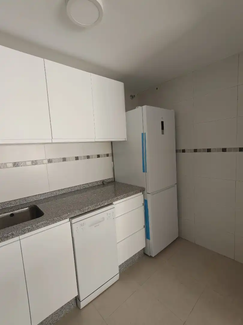 Cuina de Apartament de lloguer en Almendralejo amb Moblat i Rentadora