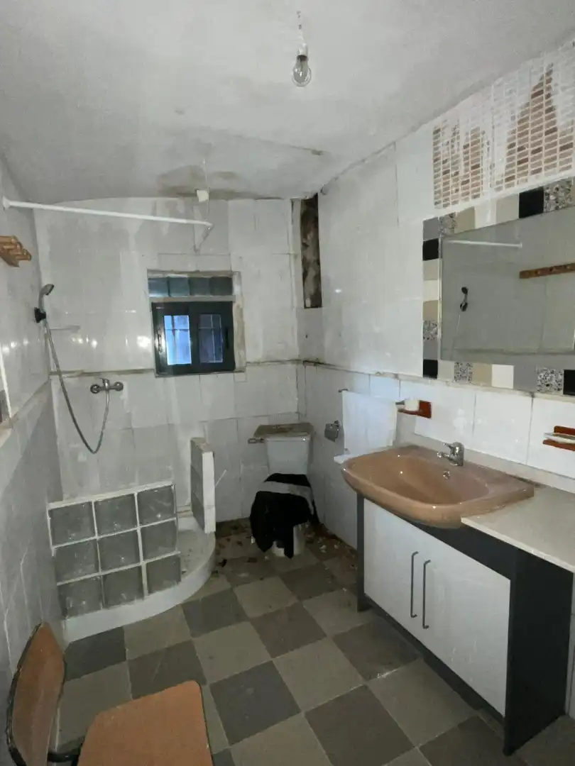 Bathroom of Detached homes for sale in Herrera de Pisuerga  with Furnished