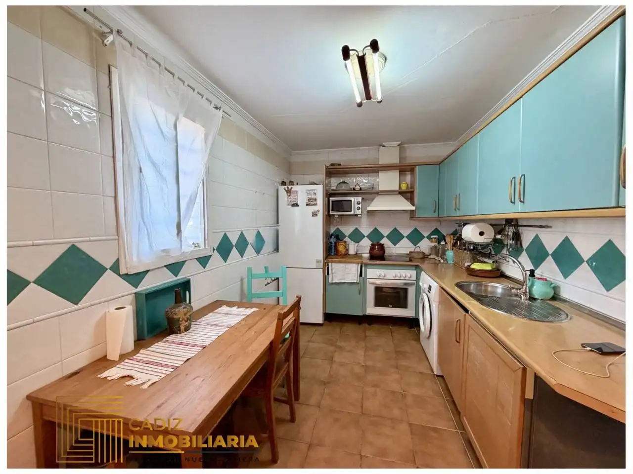 Cuina de Àtic en venda en Cádiz amb Aire condicionat i Terrassa