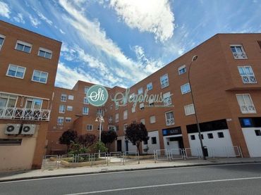 Flat with lift for sale in El Cerro - Carretera de San Rafael