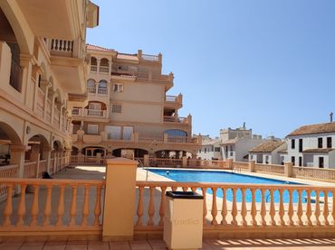 Appartement avec piscine à vendre à Calle Raquero 65