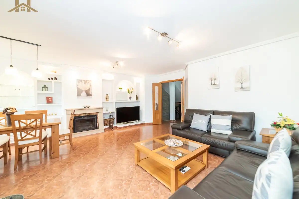 Villa mit Terrasse zum Verkauf in Calle Miguel de Cervantes 49, imagen 5