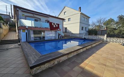 Swimming pool of House or chalet for sale in Rubí  with Air Conditioner, Heating and Private garden