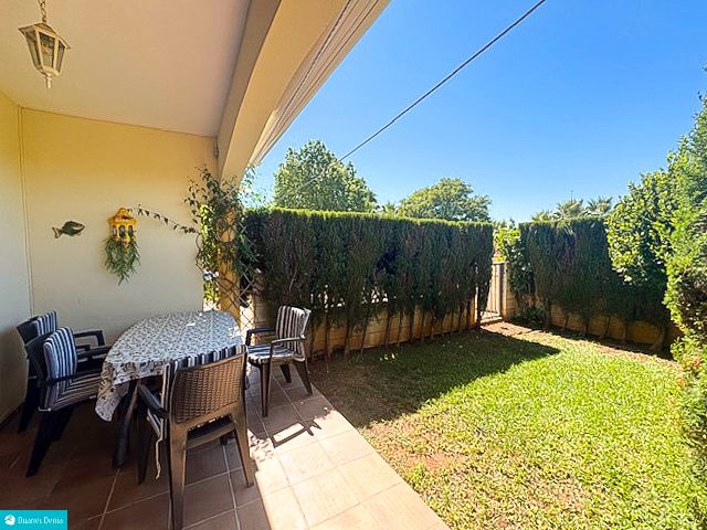 Jardí de Dúplex en venda en Dénia amb Aire condicionat, Terrassa i Traster