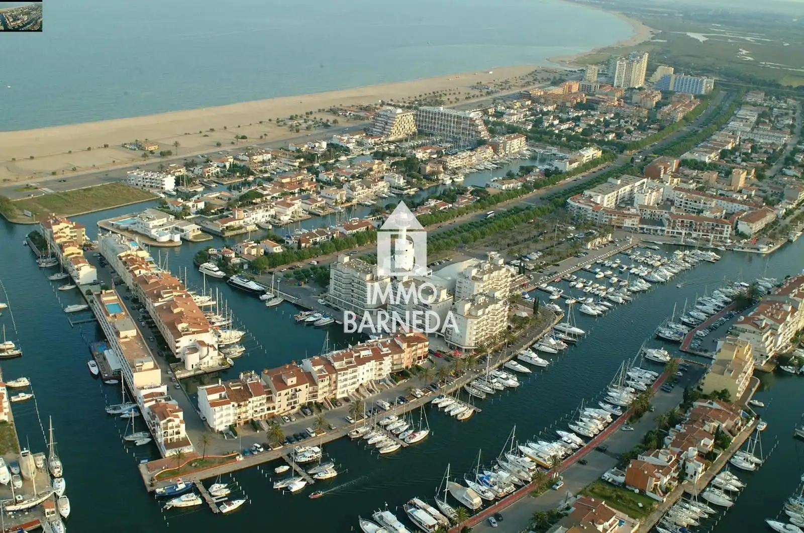 Vista exterior de Piso en venta en Empuriabrava con Aire acondicionado, Calefacción y Terraza