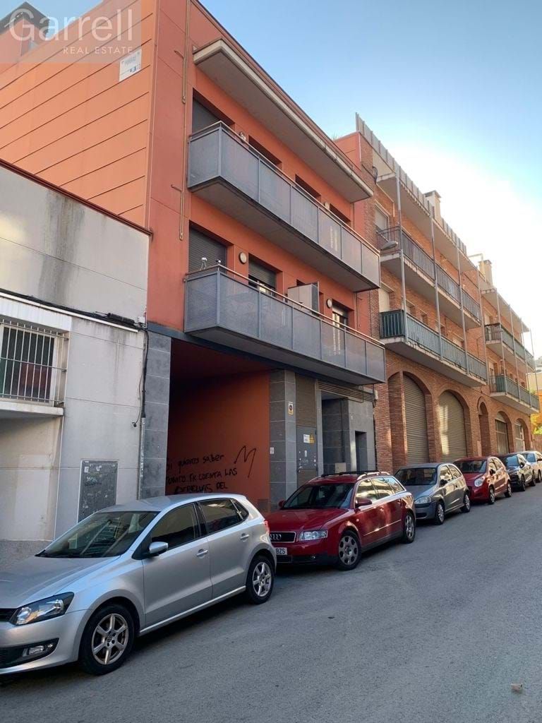 Exterior view of Flat for sale in Montcada i Reixac  with Storage room