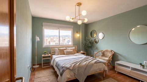 Foto 3 de Piso en venta en Heroe de Sostoa, Parque Ayala - Jardín de la Abadía - Huelín, Málaga Capital
