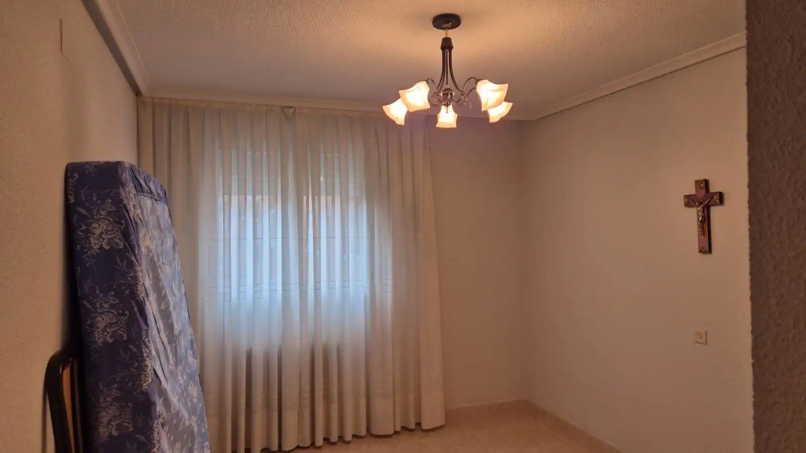 Habitación de Piso en venta en Salamanca con Calefacción y Amueblado