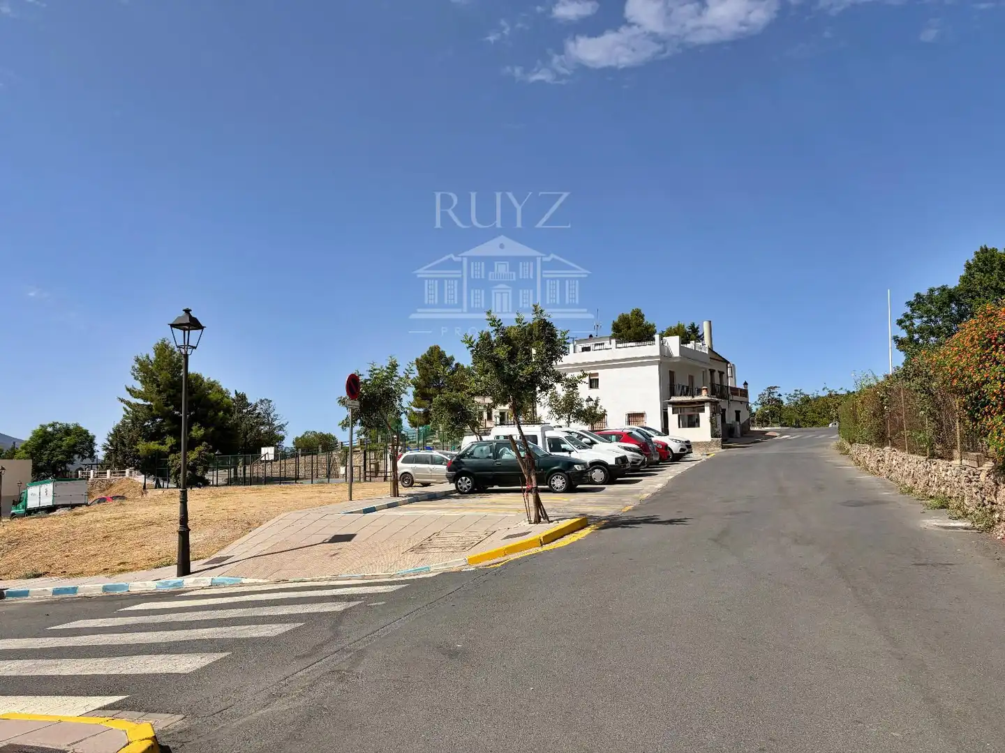 Vista exterior de Casa o chalet en venta en Carataunas con Terraza y Balcón