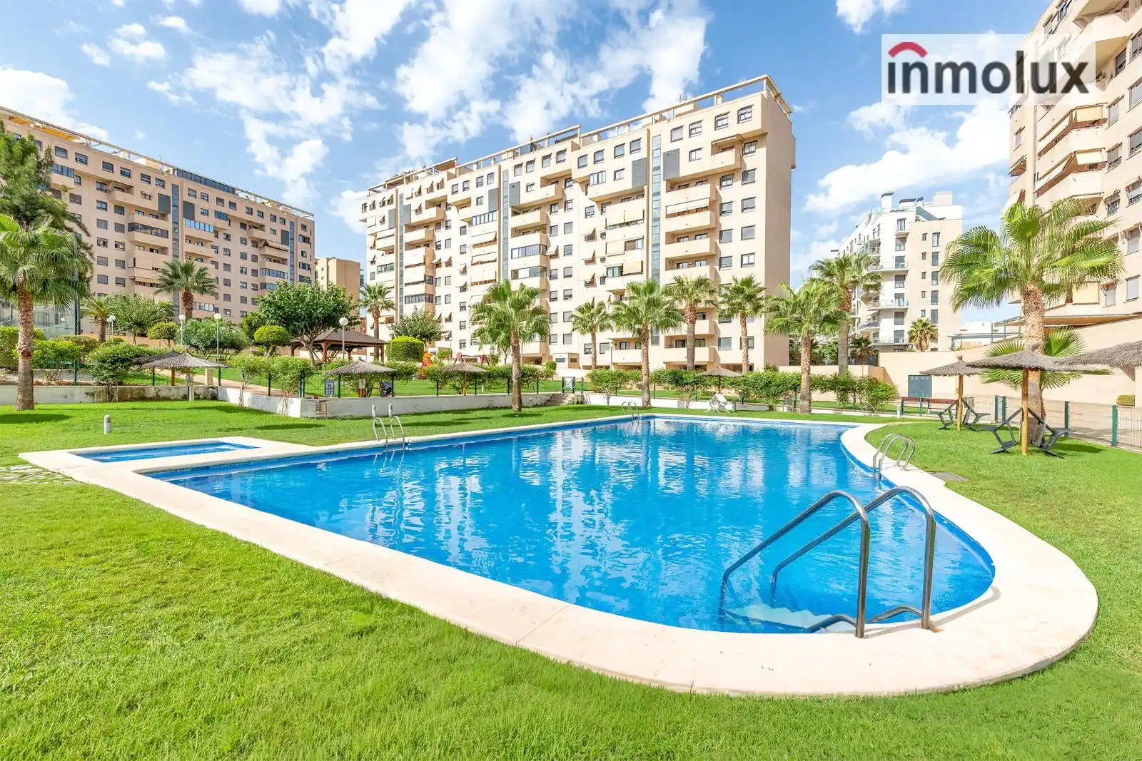 Schwimmbecken von Maisonette zum Verkauf in Alicante / Alacant mit Klimaanlage, Heizung und Terrasse
