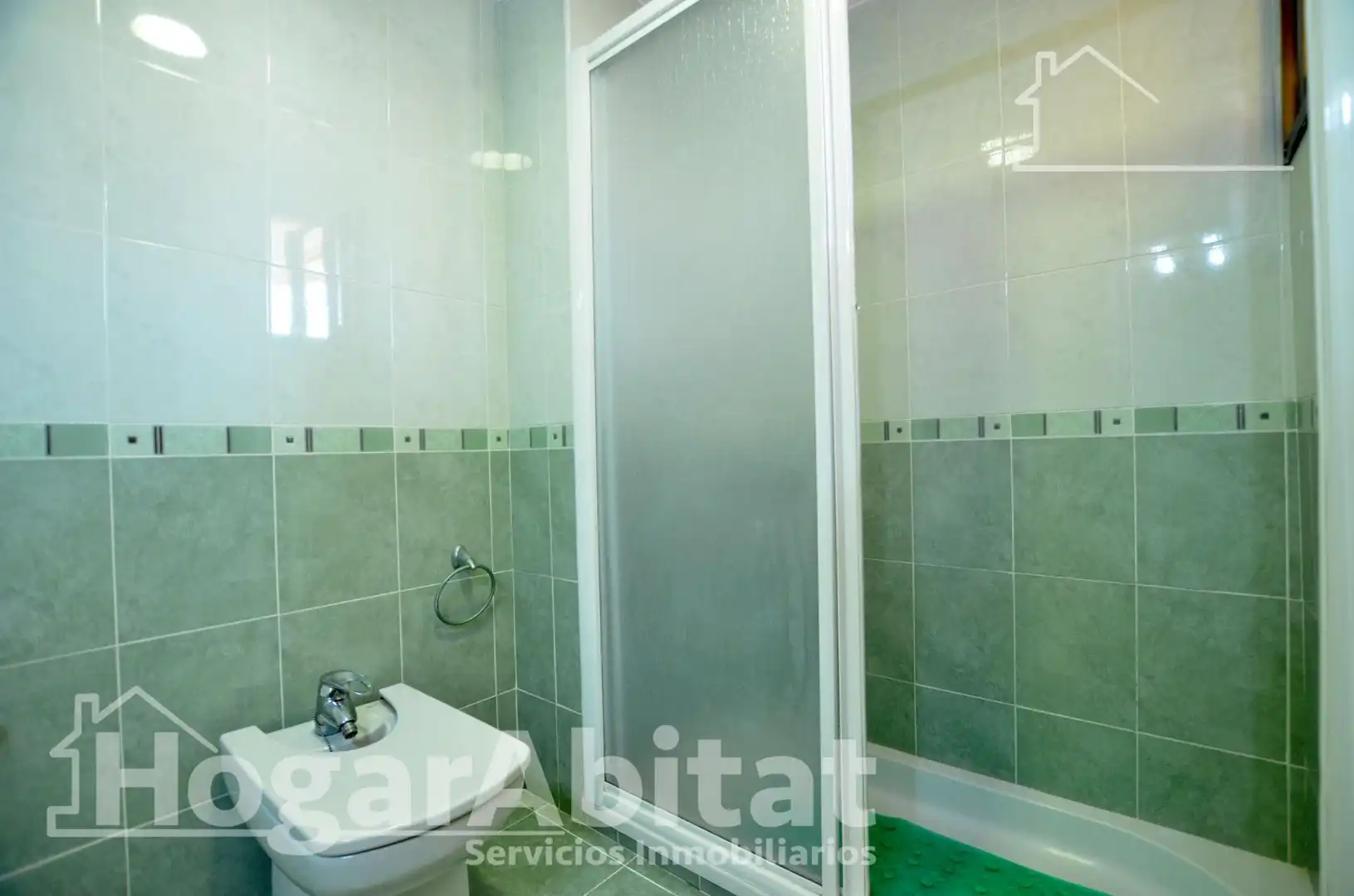 Bathroom of Attic for sale in Tavernes de la Valldigna  with Terrace, Storage room and Furnished