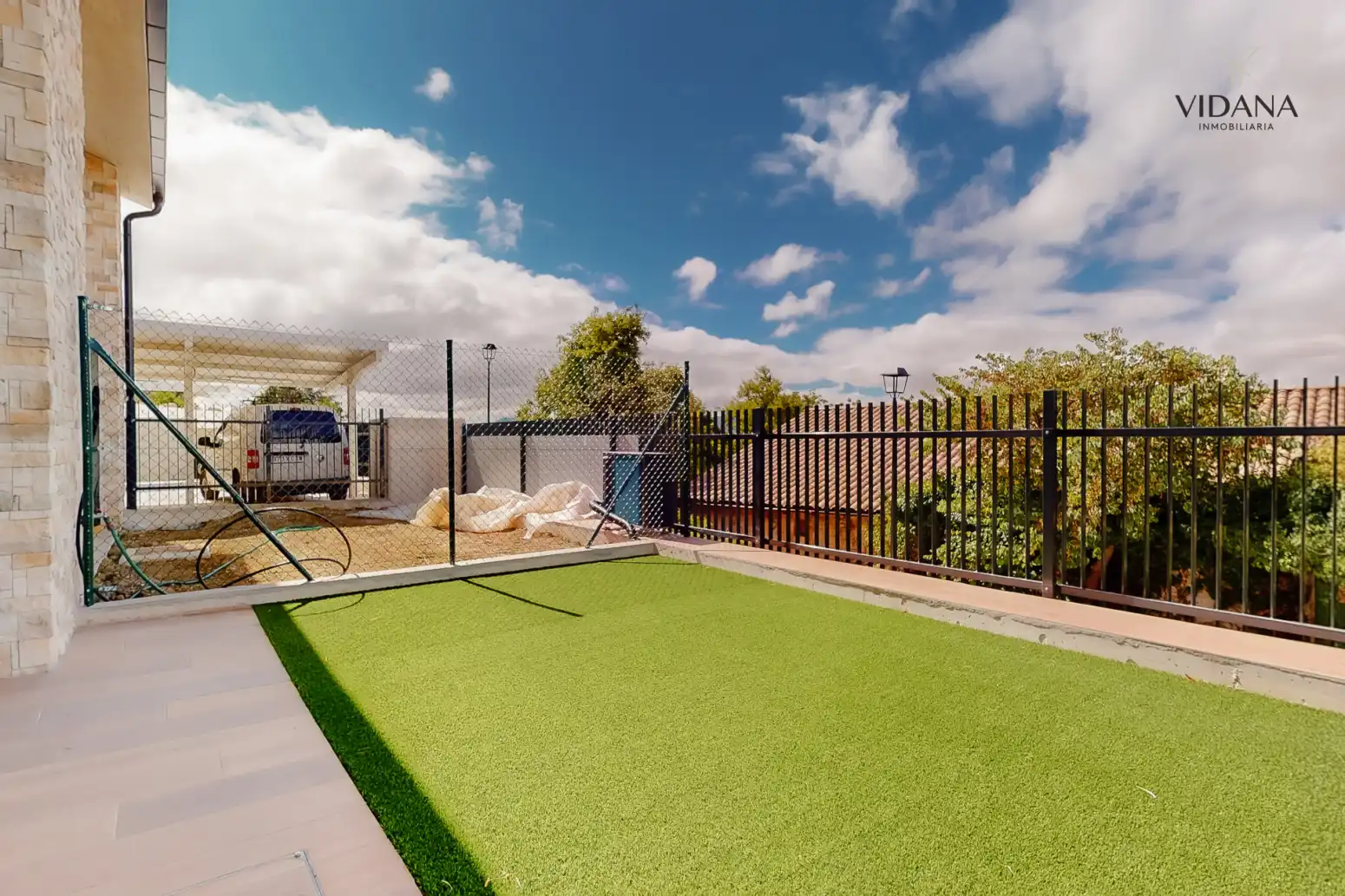 Terrassa de Casa o xalet en venda en Berriozar amb Calefacció, Jardí privat i Traster