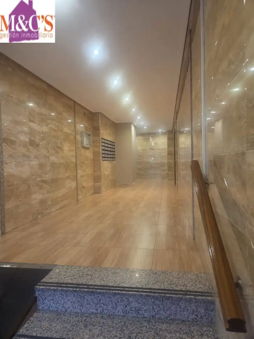 Flat for sale in PAU 2-600