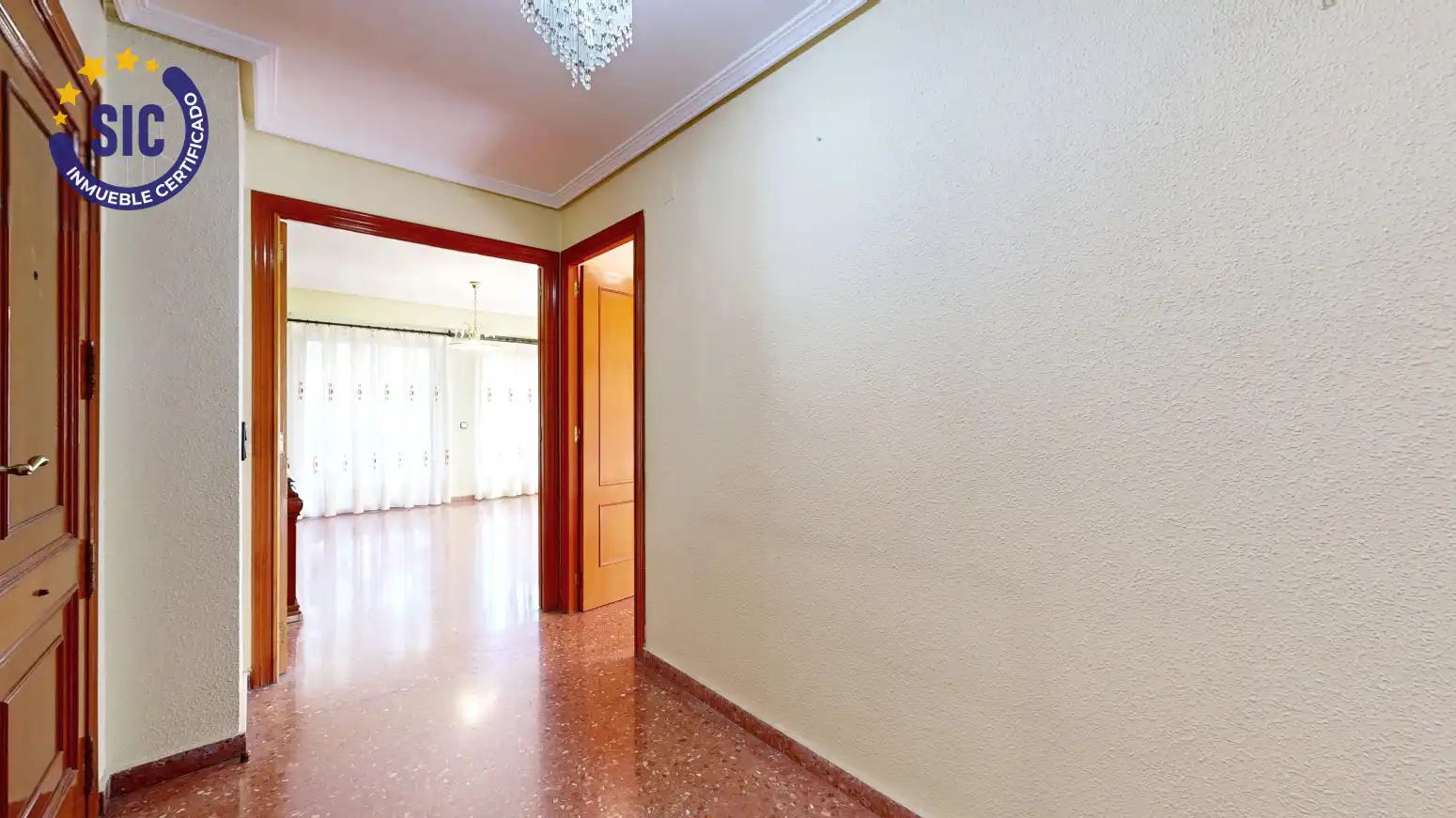 Flat for sale in Torrent  with Balcony