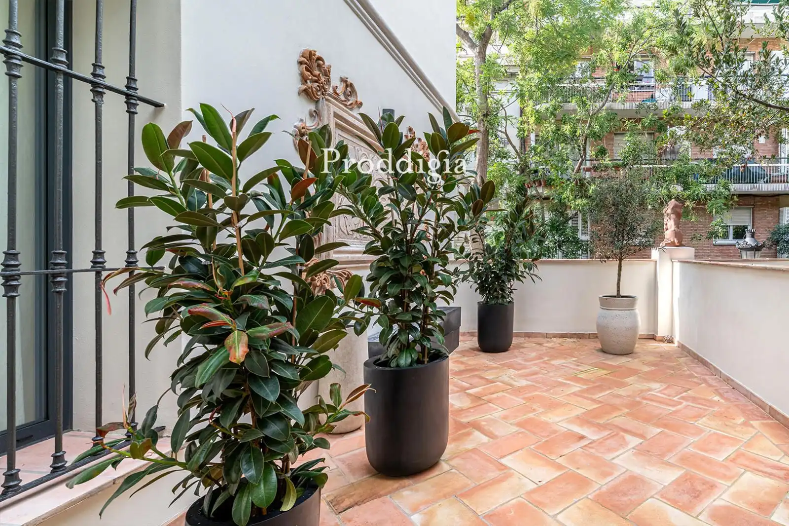 Terrassa de Casa o xalet en venda en Barcelona amb Aire condicionat, Calefacció i Jardí privat